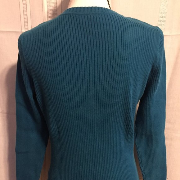 Sweater-St. John Bay#8020 - Picture 2 of 4